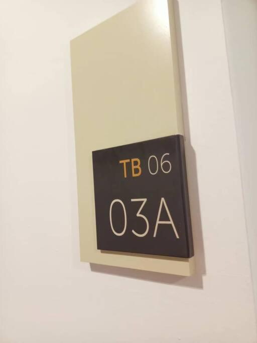 Timurbay Seafront Residence By Ozzy Azizi Kuantan Bagian luar foto